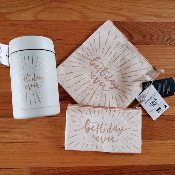 Best Day Ever Bundle- 2 snack bags & 1 Food Jar NWT - Picture 1 of 8